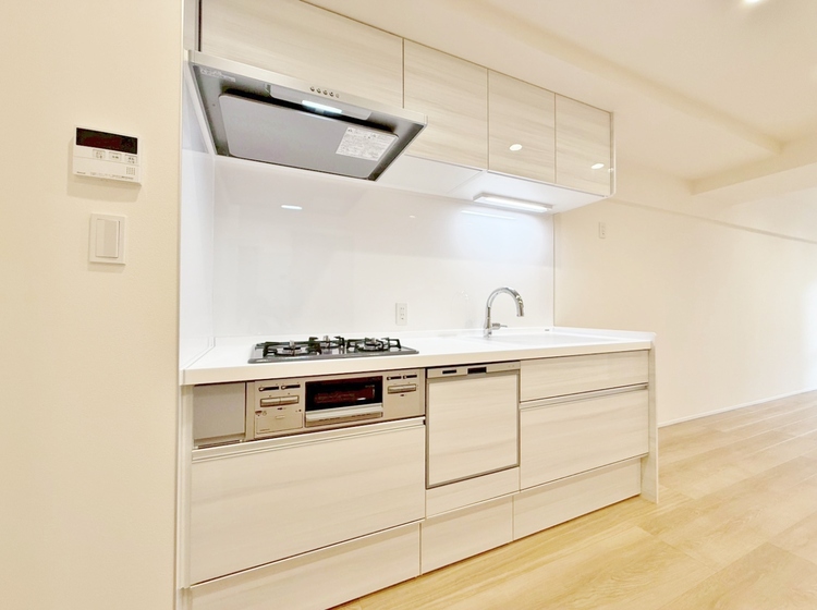 キッチン 洗練されたスタイリッシュなデザイン性と使いやすさを備えた仕様。