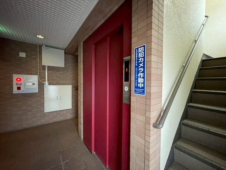 その他 エレベーターの管理も、きちんと行き届いてます。