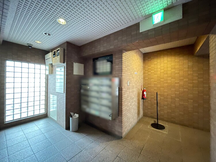 エントランス エントランスは、毎日の行き帰りで使う大事な空間です。