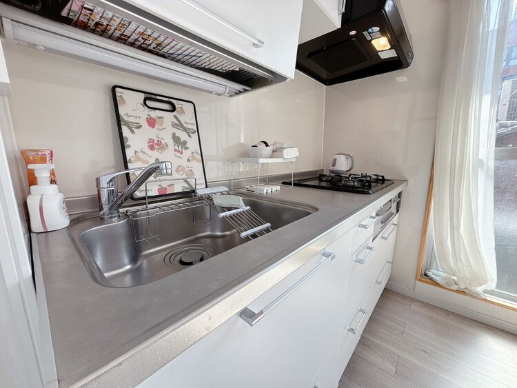 キッチン スマートな意匠と充実の機能を備えたキッチンが、暮らしにおいしい彩りを添えます。