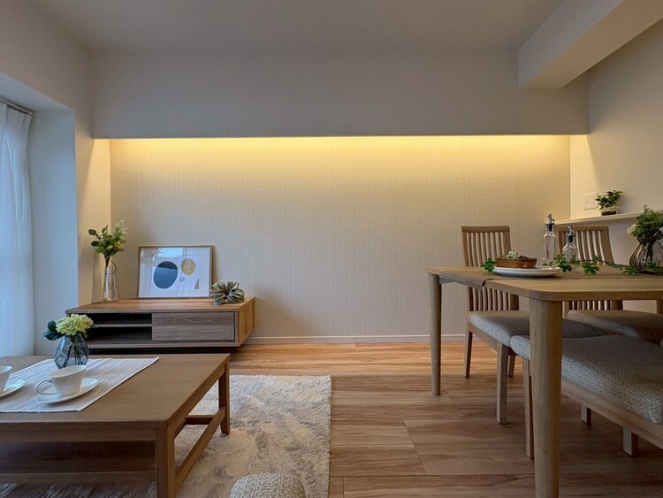 居間 快適に過ごす毎日を求めて、暮らしの中でご自身の「マイホーム」に創り上げてください。