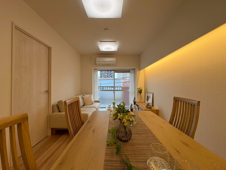 居間 過ごす時間が、たくさんの思い出として紡がれていく場所。