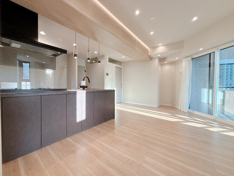 居間 過ごす時間が、たくさんの思い出として紡がれていく場所。