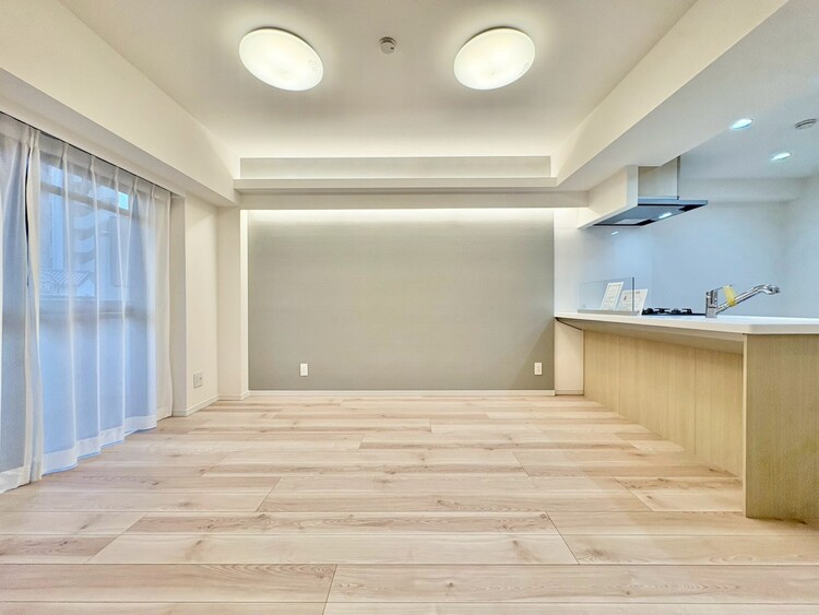 居間 快適に過ごす毎日を求めて、暮らしの中でご自身の「マイホーム」に創り上げてください。