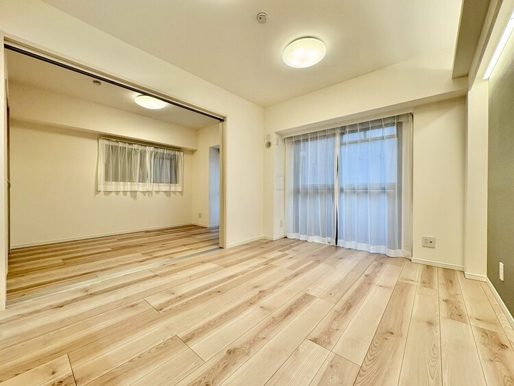 居間 豊かな居住性と、安心感を満たすクオリティが見事に調和した住空間。