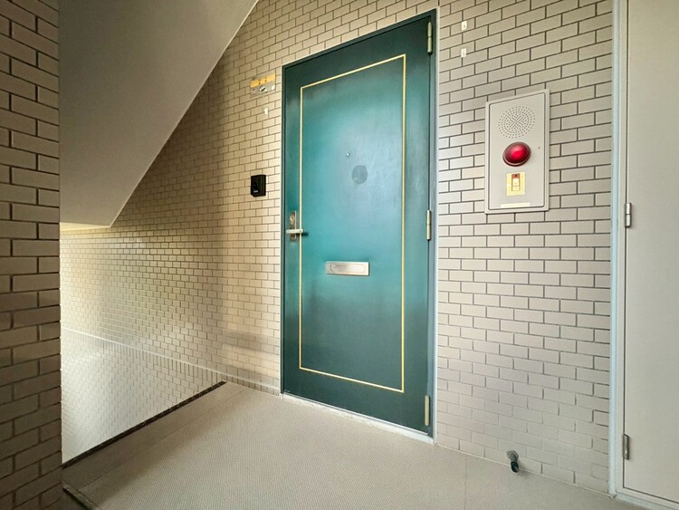 玄関 玄関を開ければ、そこは安らぎのご自宅。