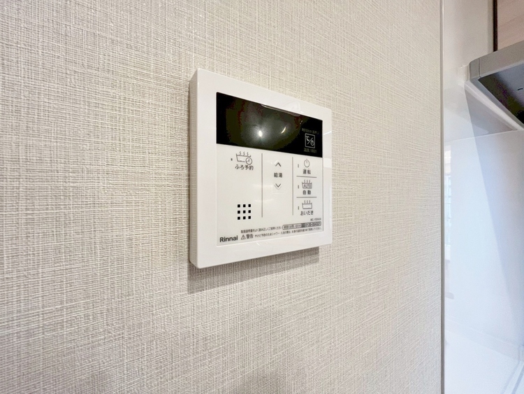 設備 見やすい画面で操作しやすい給湯パネルです。