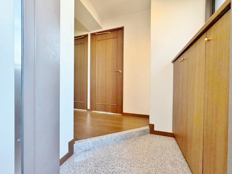 玄関 シューズボックスを完備した玄関です。