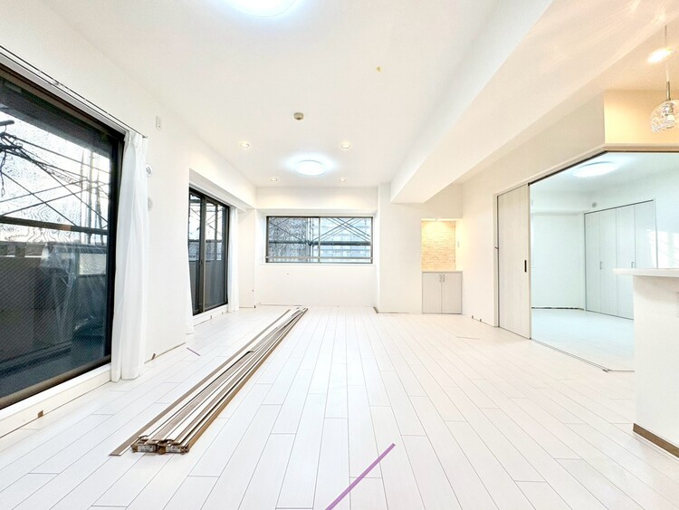 居間 豊かな居住性と、安心感を満たすクオリティが見事に調和した住空間。