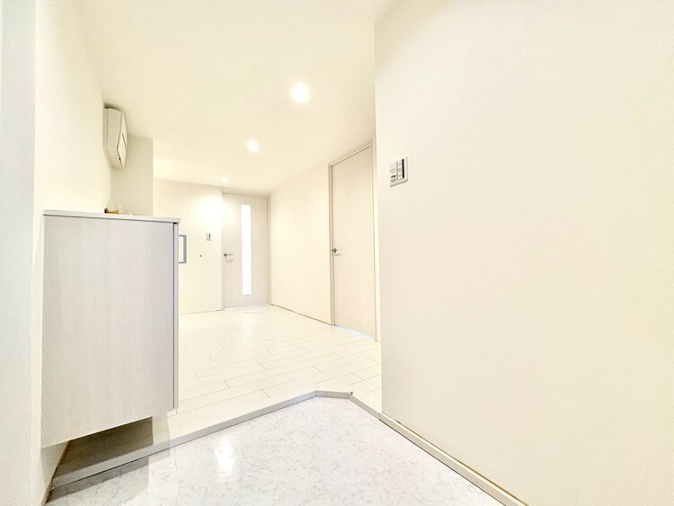 玄関 シューズボックスを完備した玄関です。