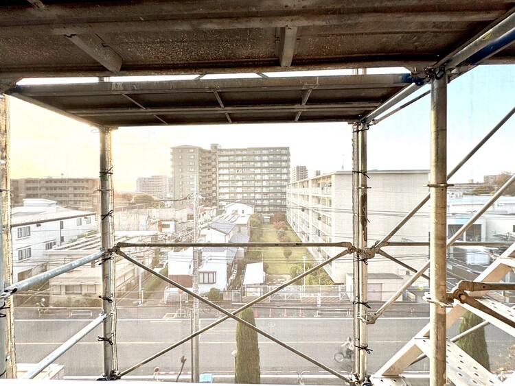 バルコニー 頬をなでる、優しい風を感じることが出来ます。