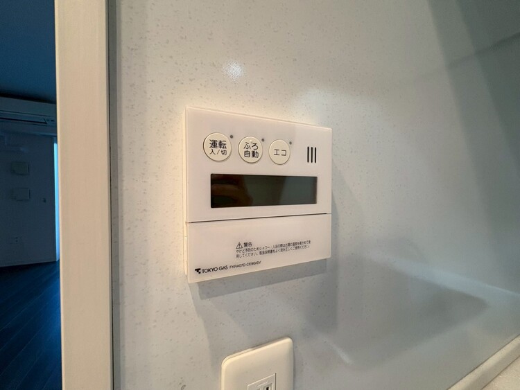 設備 見やすい画面で操作しやすい給湯パネルです。