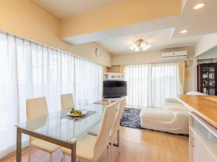 居間 高台にあるため風通しも良く、気持ちの良い空間です。