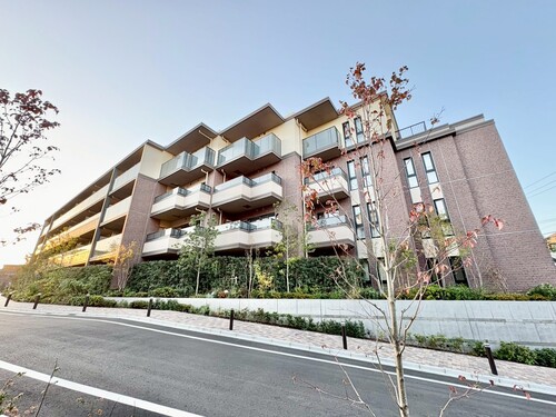 アトラスシティ千歳烏山グランスイート杜ノ棟の物件画像