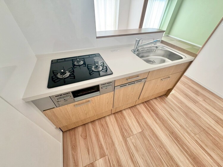 その他 開放感のあるキッチンスペース。調理をしながら、会話も弾みそうですね。