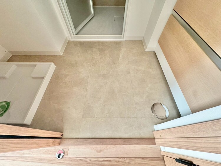 その他 十分な広さの脱衣所。