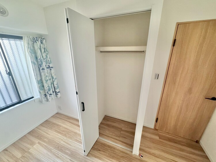 その他 家電やスーツケース、ストック品など何でも片付く嬉しい空間です。