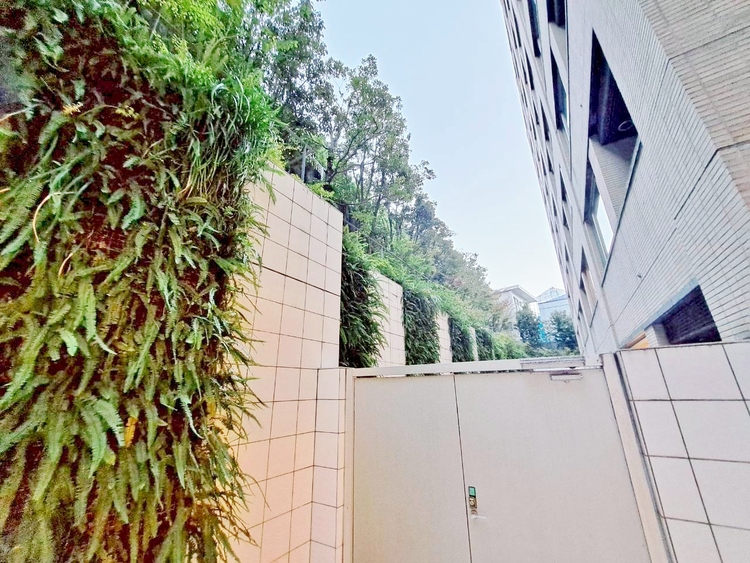 その他 眺望や窓からの景色が良いと、家で過ごす時間も快適です。