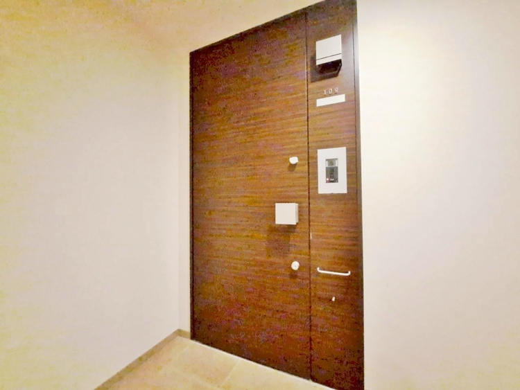 その他 清潔感のある落ち着いた雰囲気の玄関です。