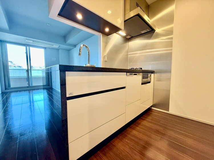 その他 開放感のあるキッチンスペース。調理をしながら、会話も弾みそうですね。