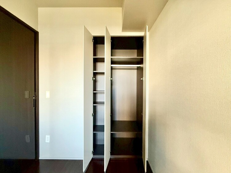 その他 収納スペースが付いていて、お部屋を広く使っていただけます。