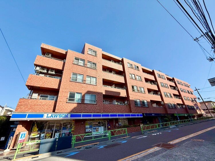 その他 飽きのこないシンプルモダンな外観です。