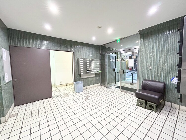 その他 館内は静寂な中が保たれており、管理が行き届いている印象を受けました。