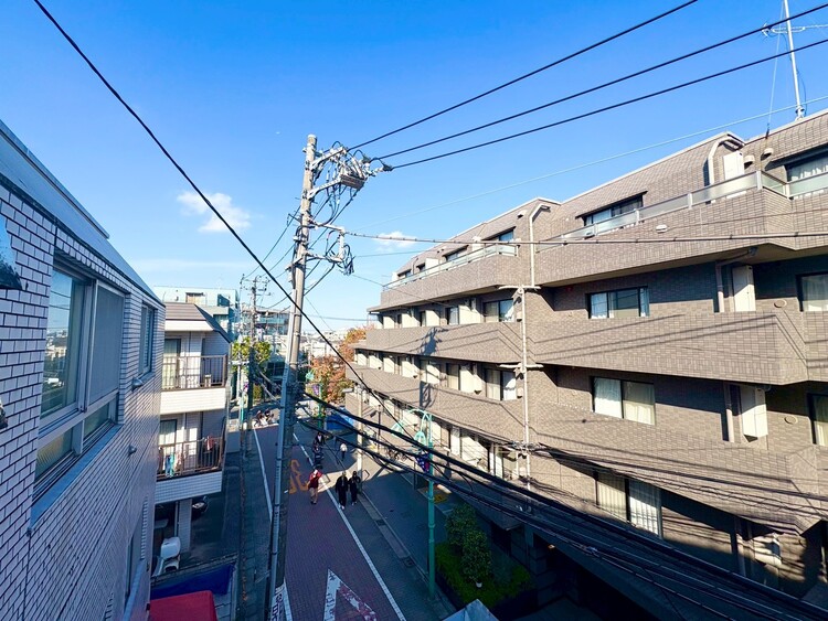 その他 眺望や窓からの景色が良いと、家で過ごす時間も快適です。