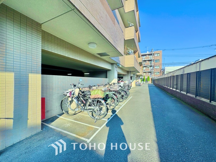 外観 ◆浴室◆の温もりを感じ、ふわりと寄り添う太陽の妖精たちが自然と僕達を微睡ませる。うとうとしたい訳ではないがそんな時間が嫌いじゃない自分がここにいる。