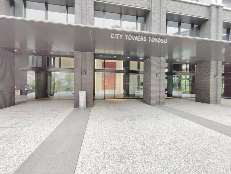 その他 上質感漂う玄関アプローチです。