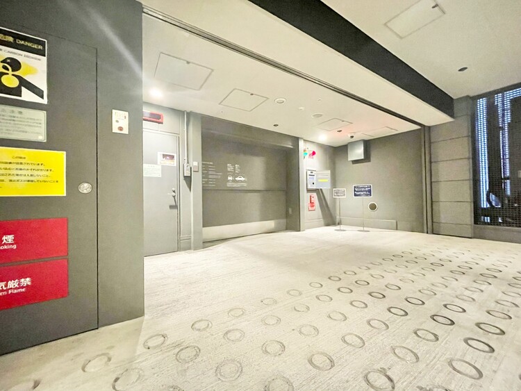 駐車場 駐車スペースが嬉しいですね。※空き状況は都度ご確認下さい。