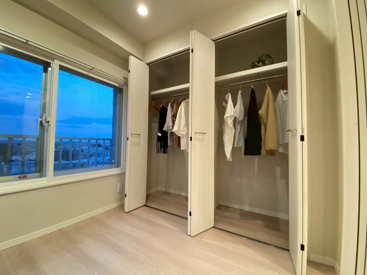 その他 収納スペースが付いていて、お部屋を広く使っていただけます。