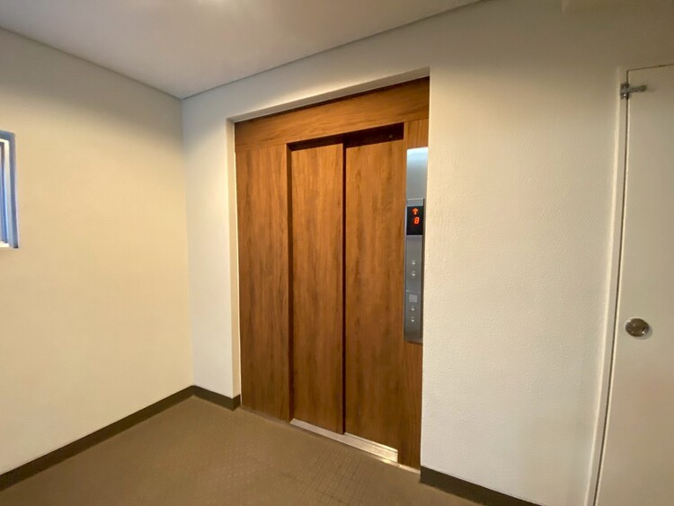 その他 エレベーター完備のため荷物が多くなっても安心。