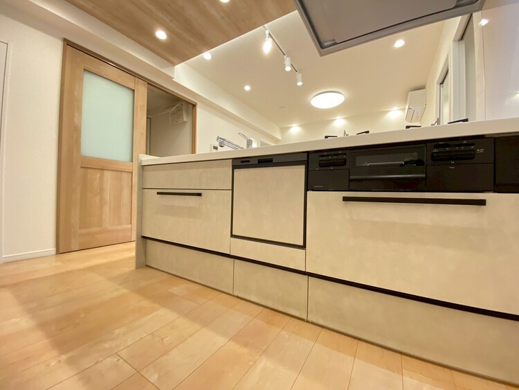 その他 使いやすくスタイリッシュなキッチン空間になっております。