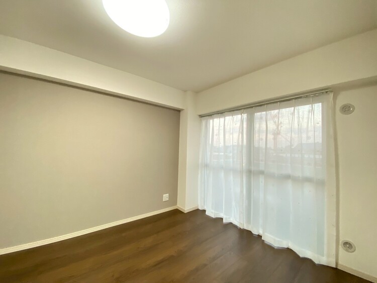 その他 清かで艶やかな時間をもたらしてくれる室内です。