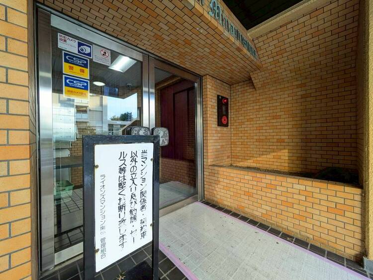 エントランス 上質感漂う玄関アプローチです。