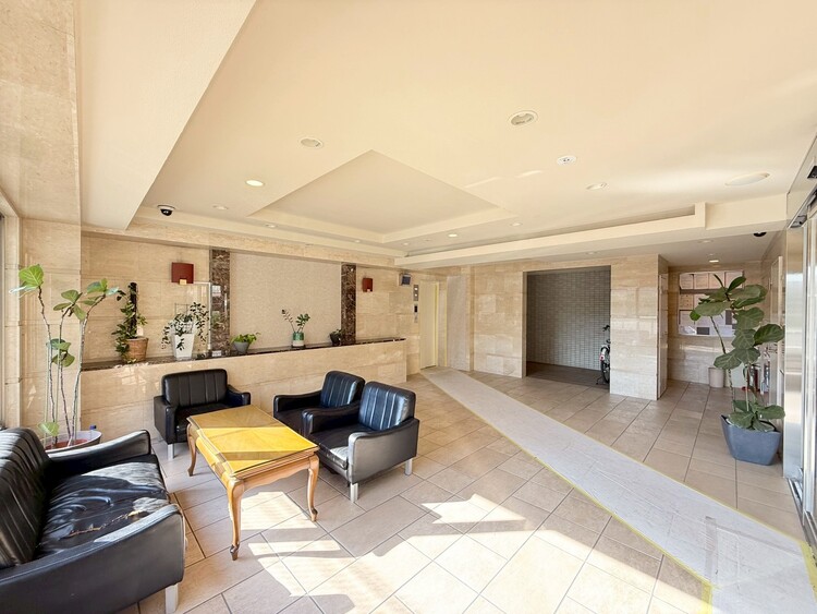 その他 館内は静寂な中が保たれており、管理が行き届いている印象を受けました。