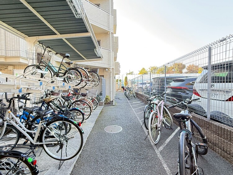 その他 駐輪場も綺麗に整頓されています。※空き状況は都度ご確認下さい。