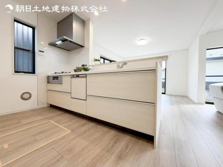 キッチン すぐの見学や資料請求などお気軽にお問い合わせお待ちしております