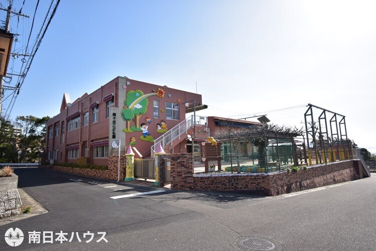 周辺 【桜ヶ丘こども園】鹿児島市桜ヶ丘6丁目にある幼保連携型認定こども園です 徒歩 約8分（約600m）