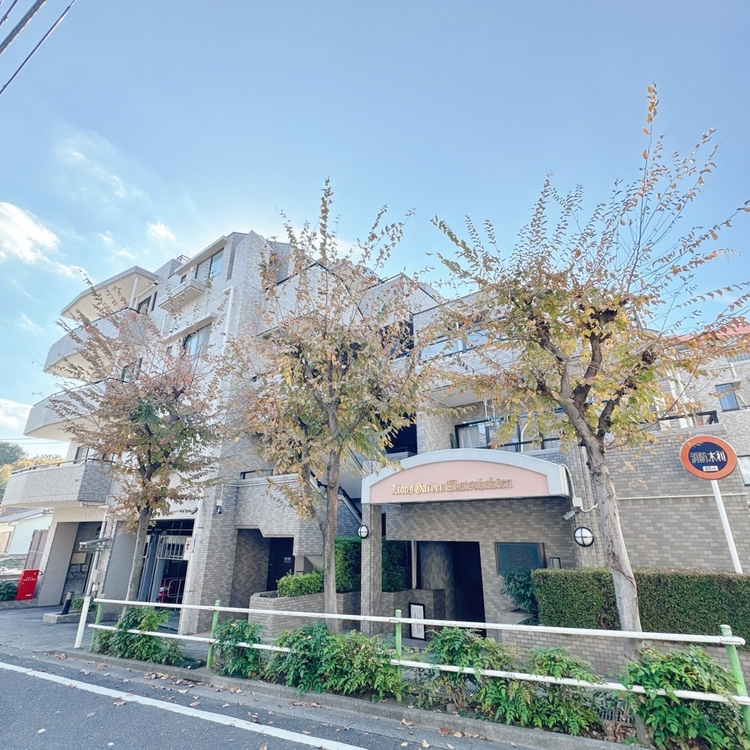 外観 資料には掲載していない情報が、現地にはたくさんあります。是非一度、現地をご確認ください。