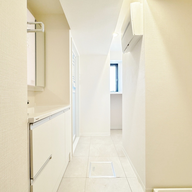 洗面 清潔感と心地よさを重視した、上質感漂うパウダールーム。