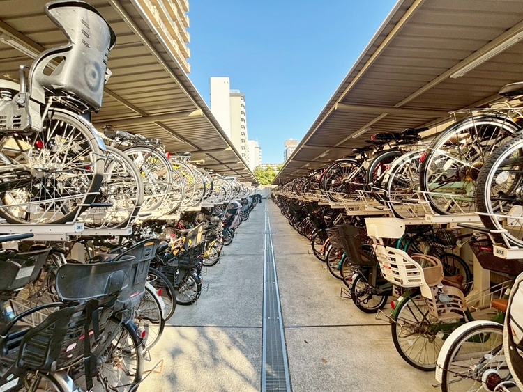 その他 きちんと整備された駐輪場。住む方の心遣いが感じられます。