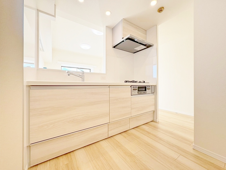 キッチン 洗練されたスタイリッシュなデザイン性と使いやすさを備えた仕様。