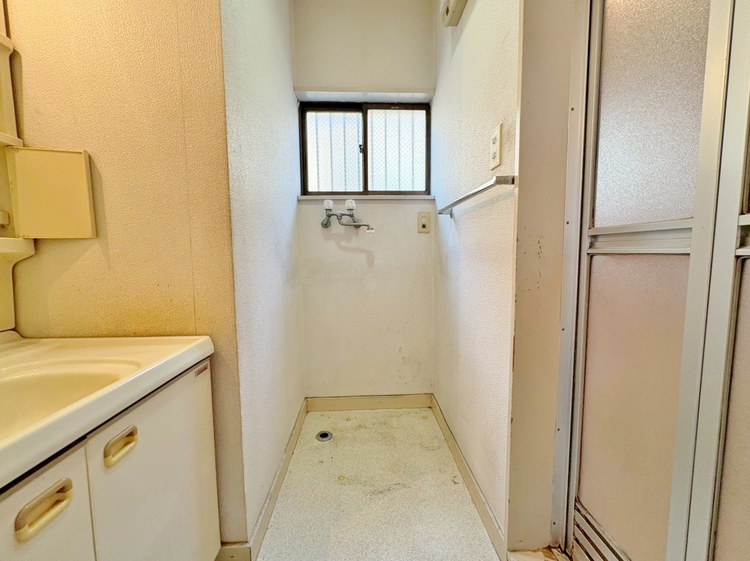 洗面 清潔感と心地よさを重視した、上質感漂うパウダールーム。