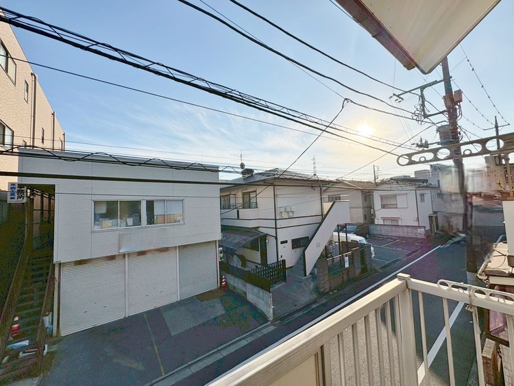 バルコニー 頬をなでる、優しい風を感じることが出来ます。