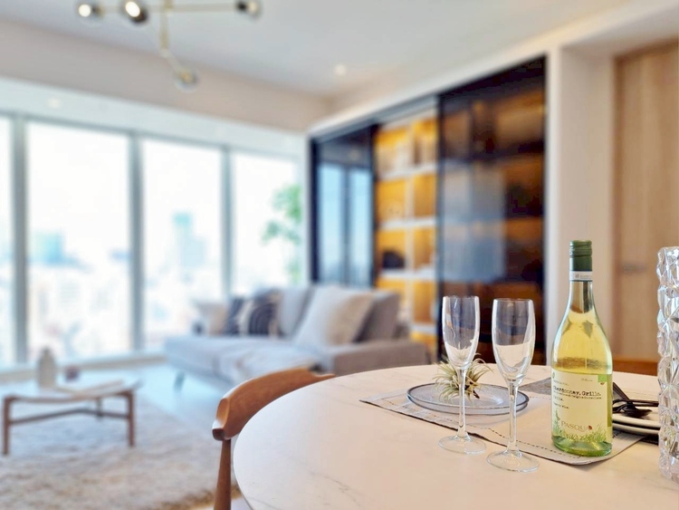 居間 「空間が織り成すひとつ先の住み心地」を演出します。