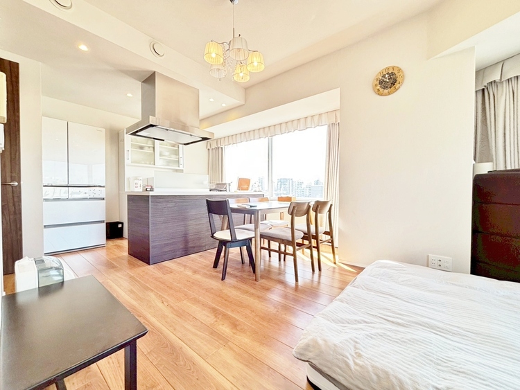 居間 豊かな居住性と、安心感を満たすクオリティが見事に調和した住空間。