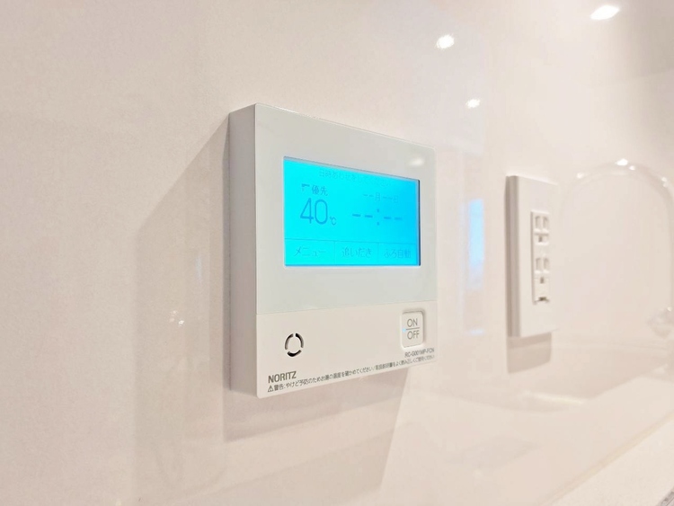 設備 見やすい画面で操作しやすい給湯パネルです。