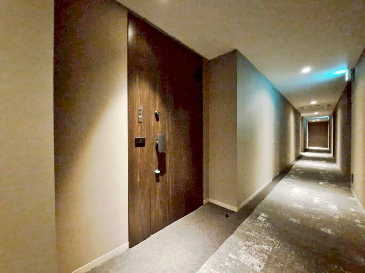 玄関 玄関を開ければ、そこは安らぎのご自宅。